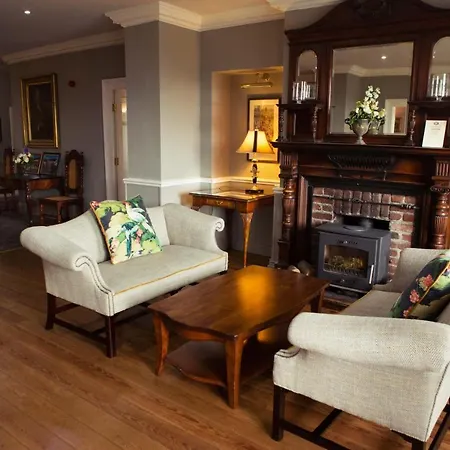 Kilcoran & Leisure Centre Hotell