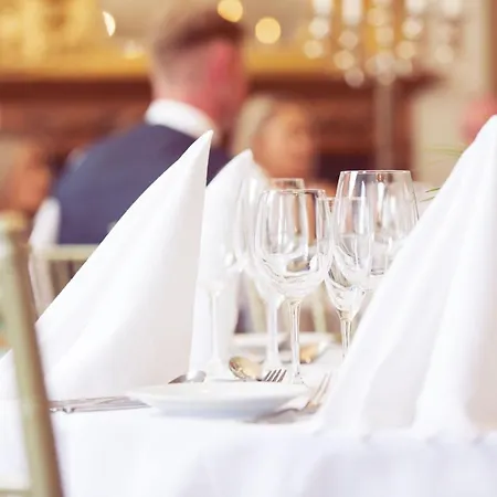 Kilcoran & Leisure Centre Hotel Cahir