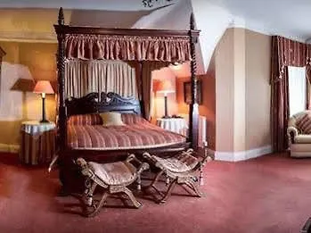 Kilcoran & Leisure Centre Hotel Cahir